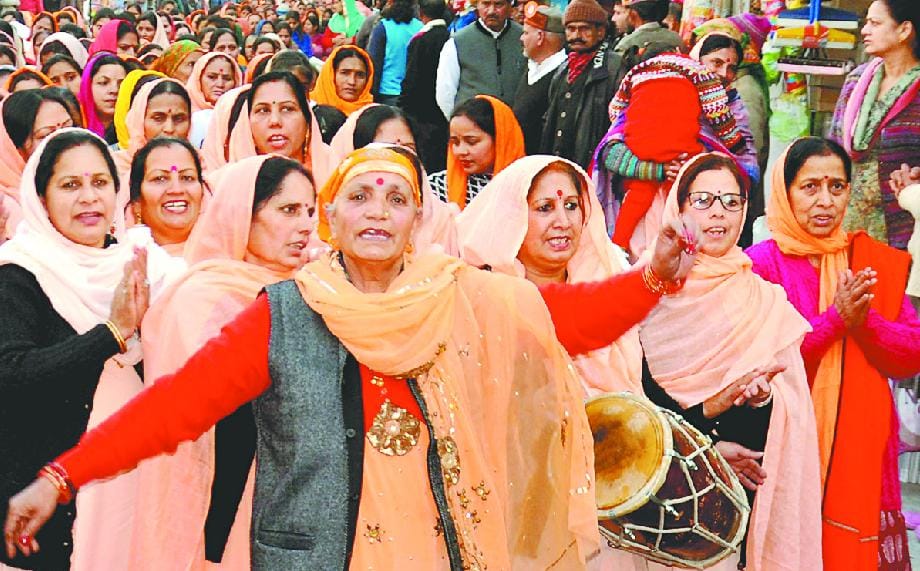 गुरु रविदास जयंती पर निकाली शोभायात्रा