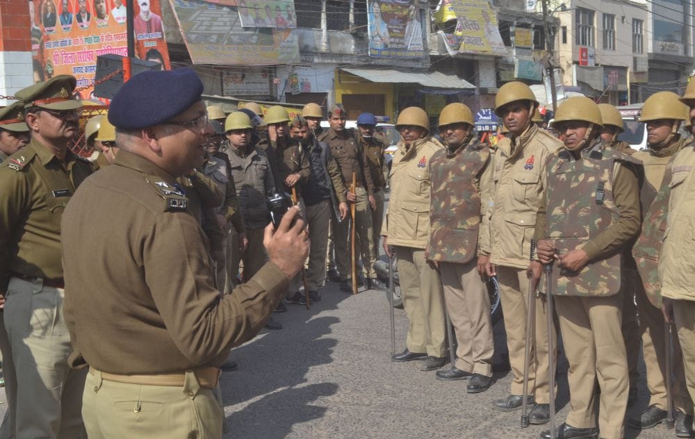 sit will investigate arson case in kasganj riots