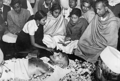 eight women who were very close to Mahatma Gandhi
