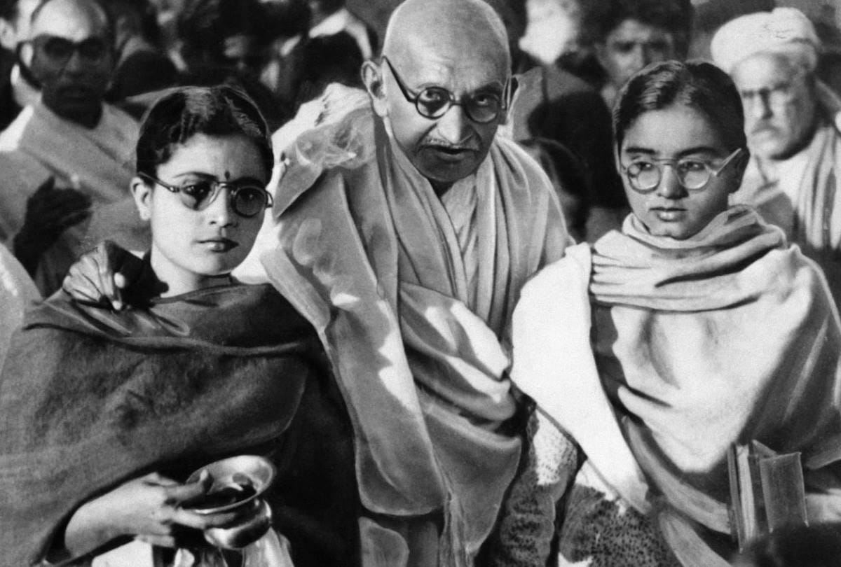 eight women who were very close to Mahatma Gandhi