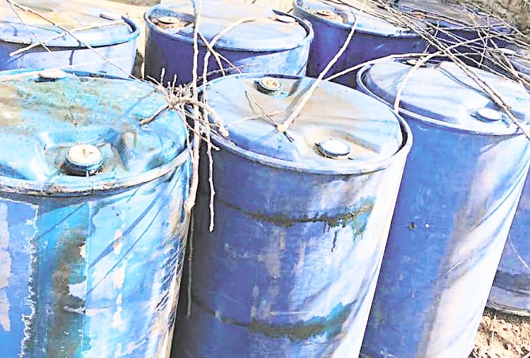 shimla police arrested a person in cedarwood oil case