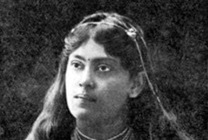 eight women who were very close to Mahatma Gandhi