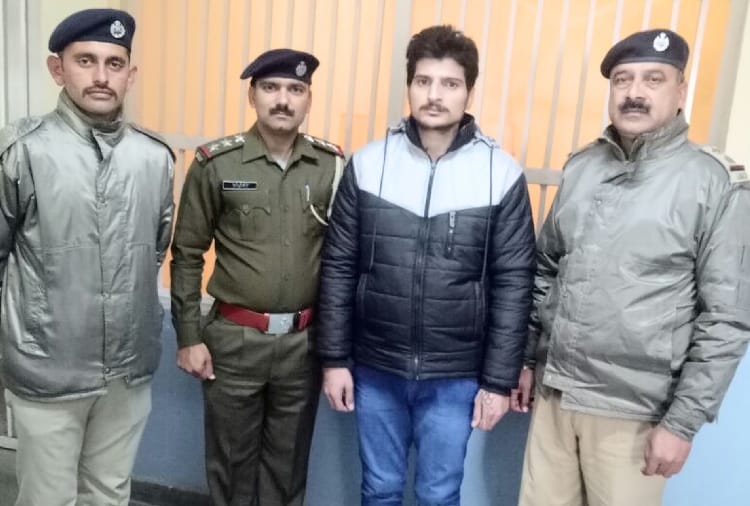 after the encounter of gangster vicky gundar police got threatning from facebook id