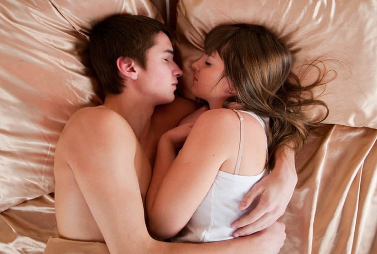 couple rules things you should never do before going to bed