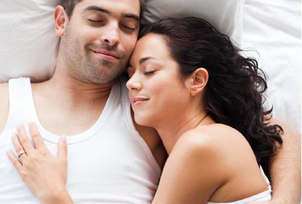 how your partner sleep with you reveals a lot about your relationship