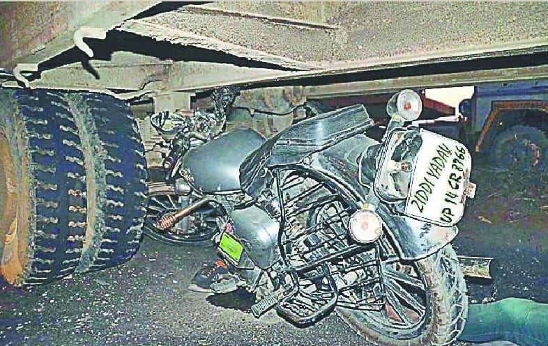 Two youths killed in accident