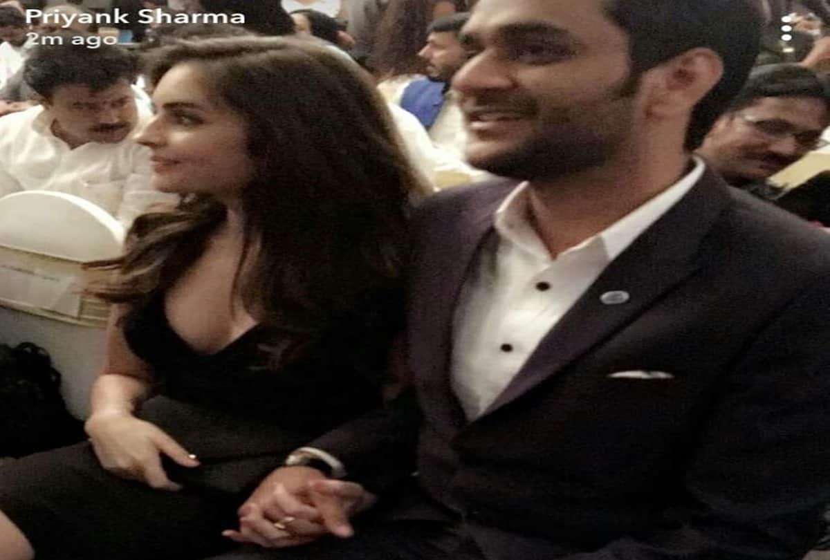 Bigg Boss 11 contestants Vikas Gupta video going viral with mistry girl