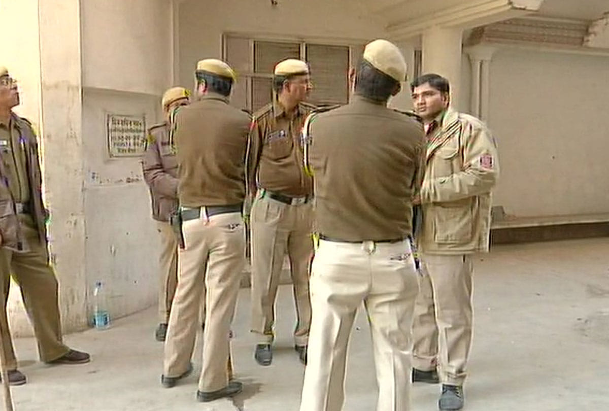 mcd broke the 'sex jail' of baba virendra dev dixit