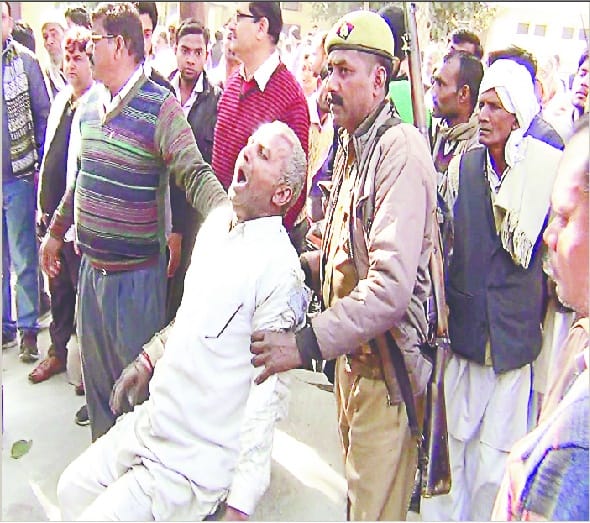 The elderly sprinkled petrol and set fire to it.