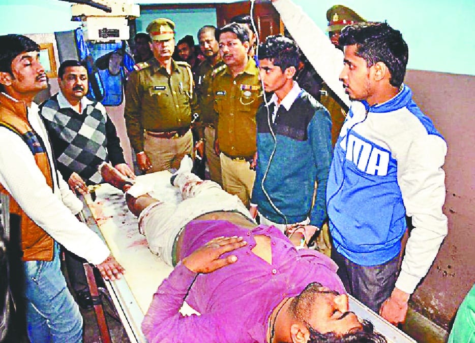 24 hours,  three encounter, Eight arrested