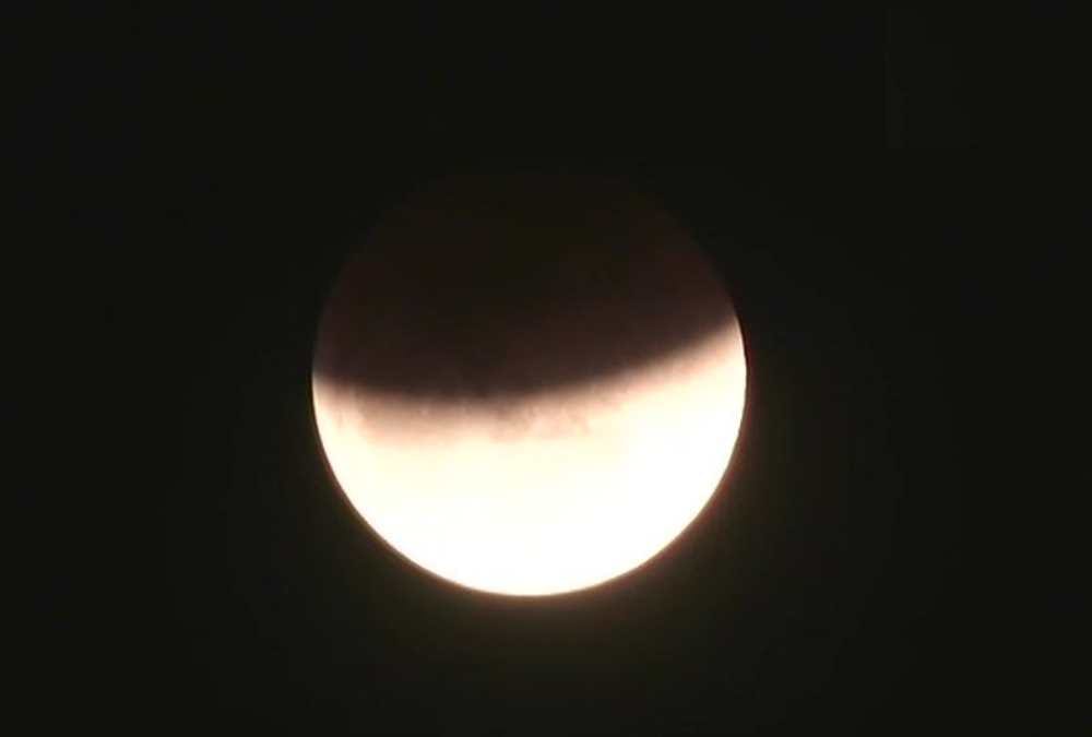 chandra grahan 2018, Blue Blood Supermoon pics
