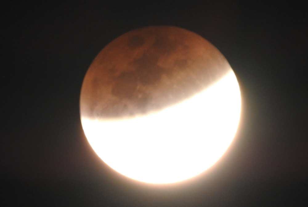 chandra grahan 2018, Blue Blood Super moon pics