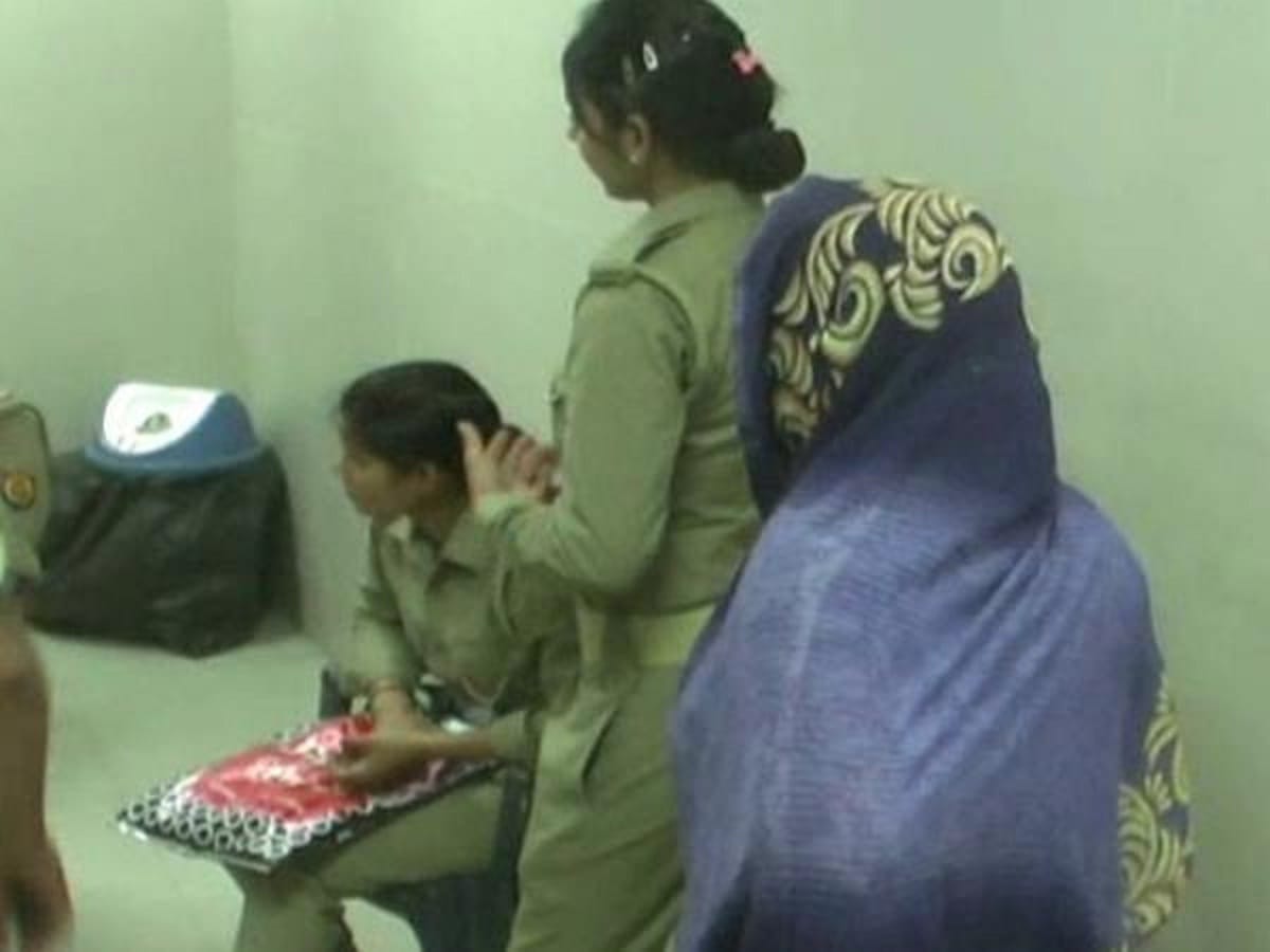 woman gangraped by two man in Firozabad of uttar pradesh