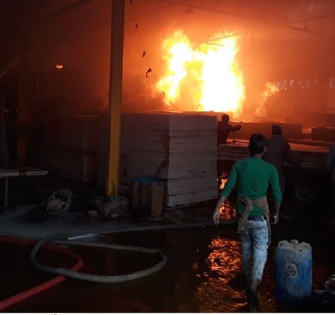 Fire at plywood factory
