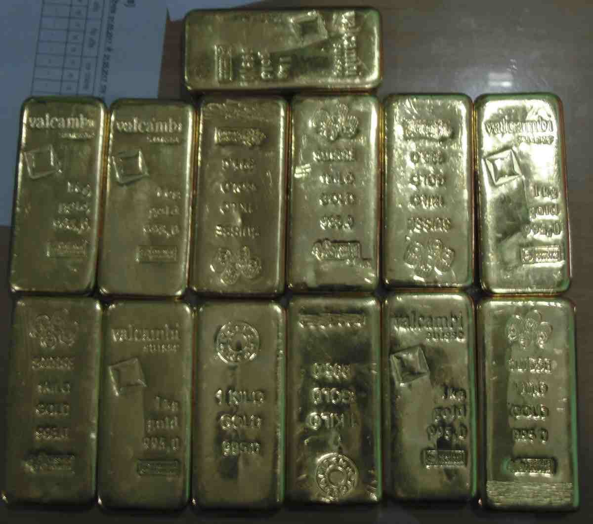 Six KG gold caught from howrah jodhpur express