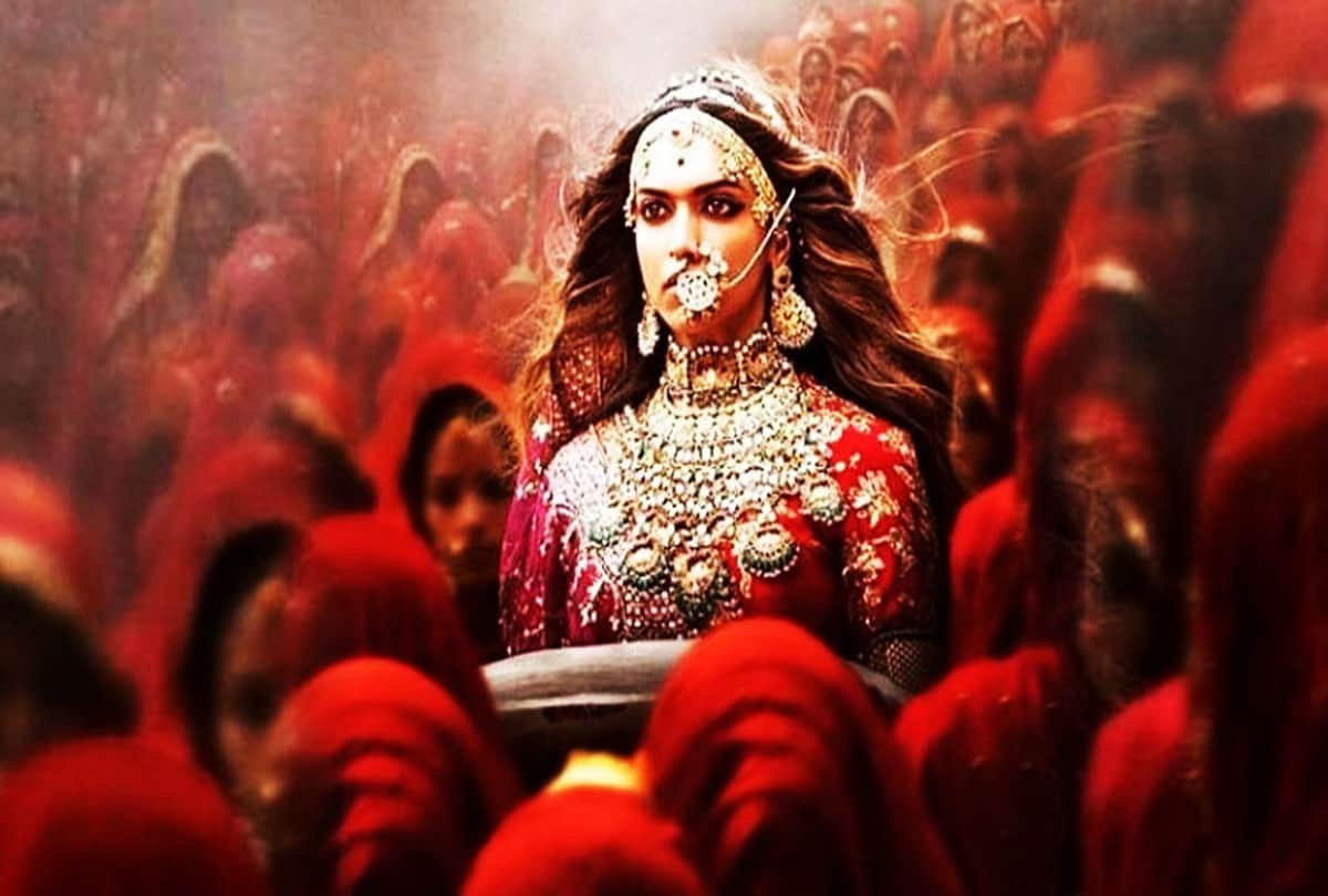 Deepika padukone comment on swara bhaskar open letter padmaavat
