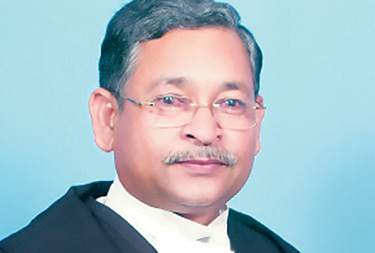 medical admission scam  Allahabad HC judge SN shukla CJI dipak misra 