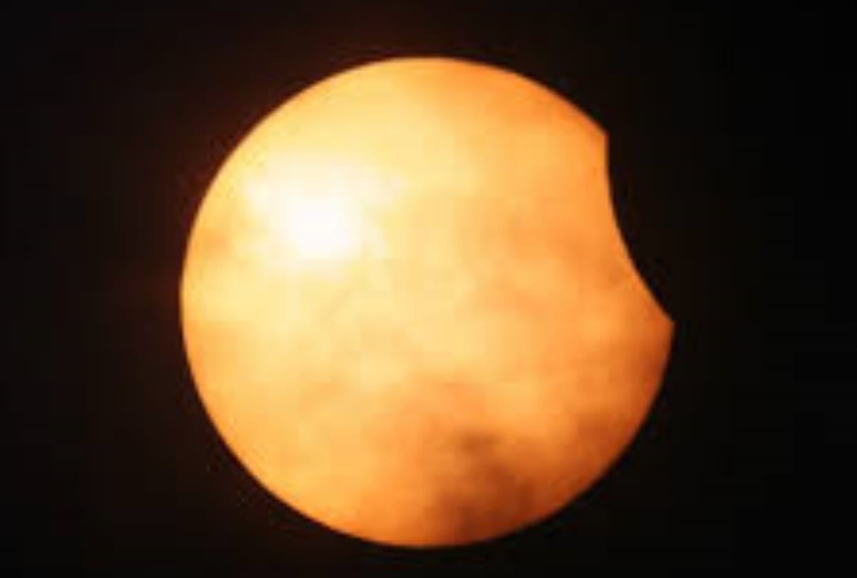  lunar eclipse on 27 july 2018 be aware of these work on that day