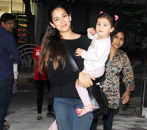 Shahid kapoor daughter Misha Kapoor Adorable Photo Just Made your day