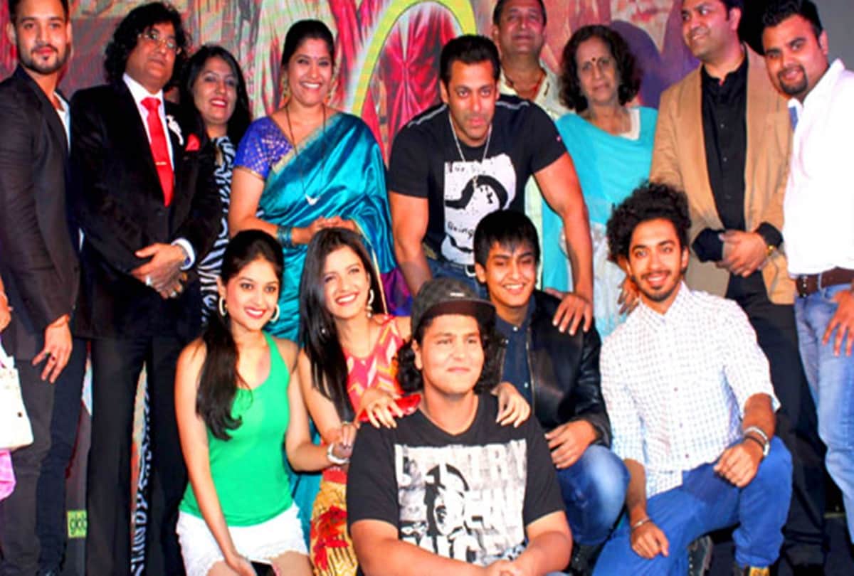 renuka shahane want to see varun dhawan and alia bhatt in hum aapke hain koun remake