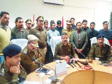 Two prized criminals were arrested by the police