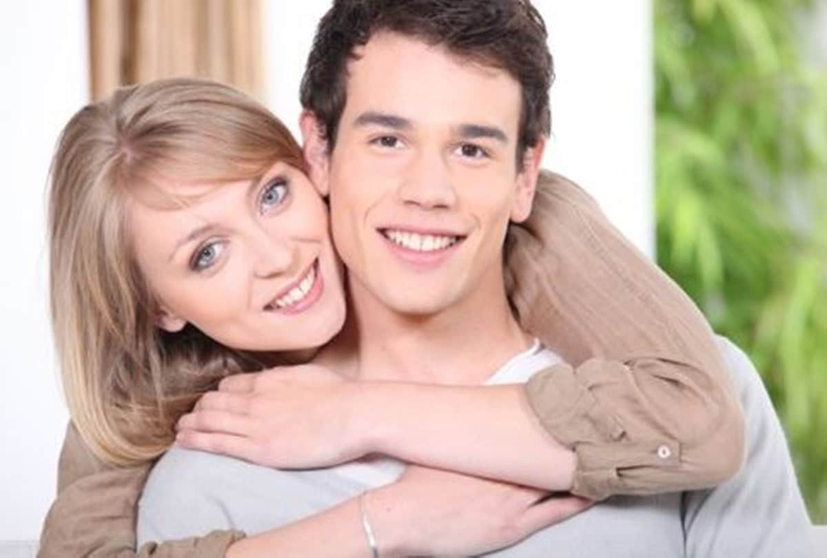 the reasons why some younger men like older women