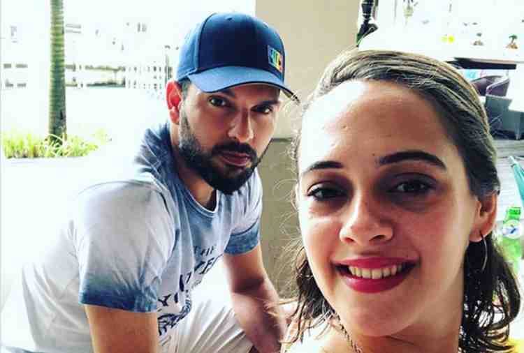 yuvraj singh and hazel keech troll on instagram over sexier selfie