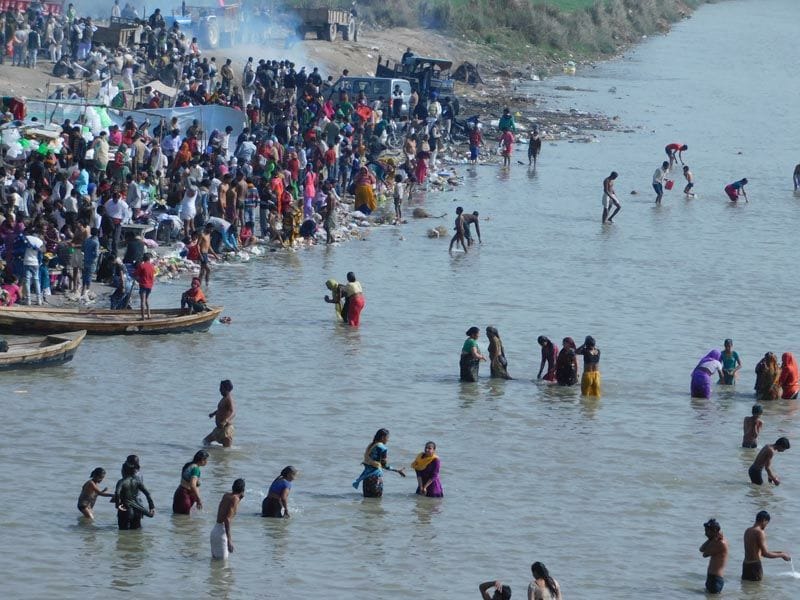 the holy bath in ganga