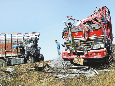 Truck-DCM clash, driver dies