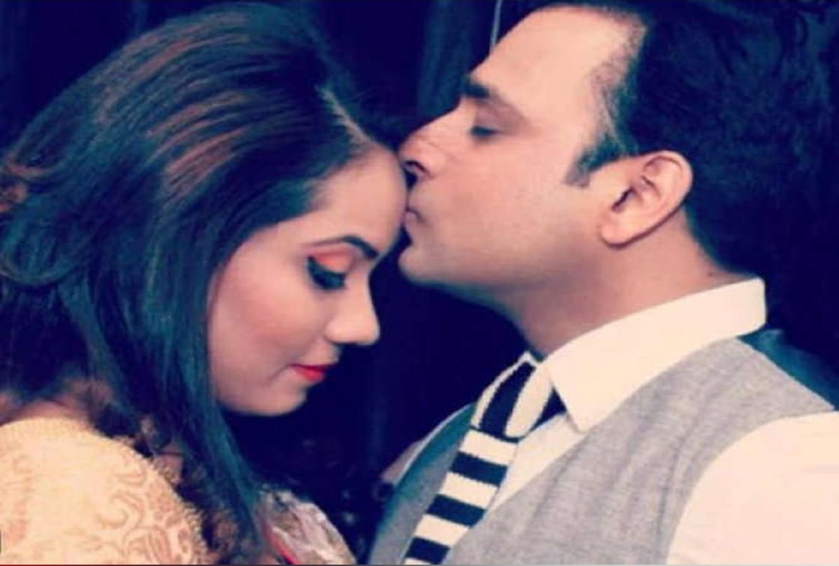 tv actor abhishek awasthi is getting marriage with ankita goswami 