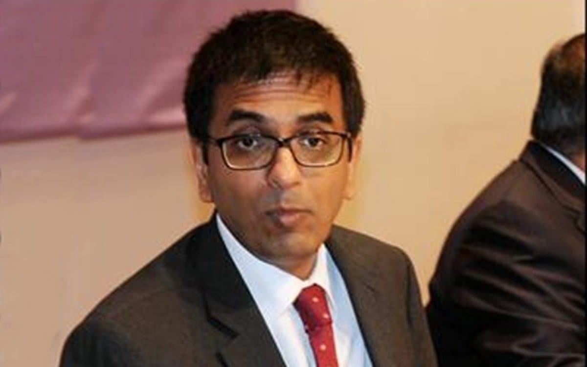 Justice dy chandrachud said I am Nationalist if questening to Aadhar petitioner 
