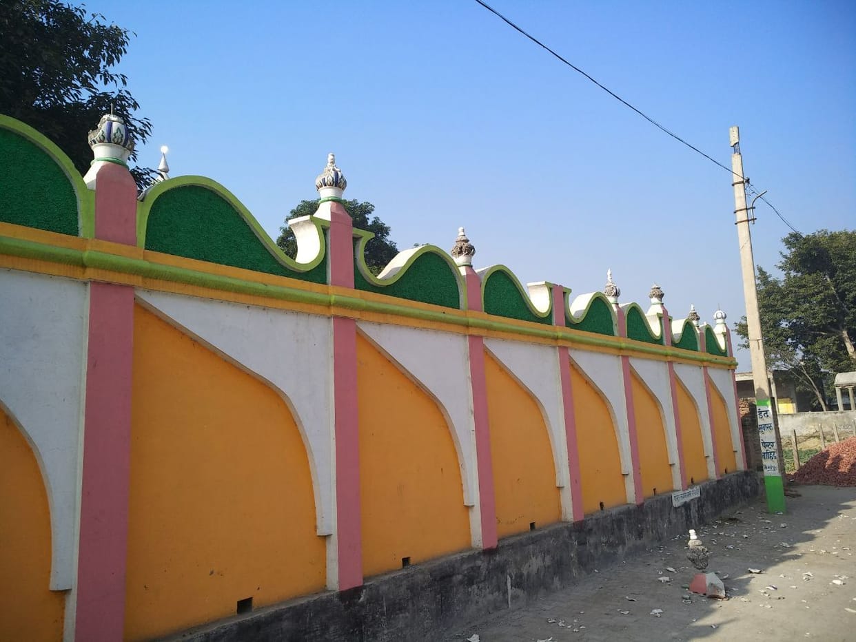 Kasganj riot hindu will reconstruct the mosque damaged part 