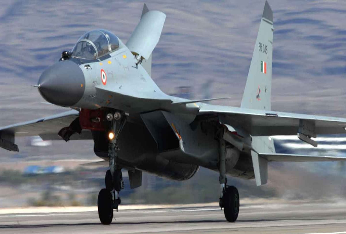 An IAF Group Captain officer detained for alleged espionage in honey trap