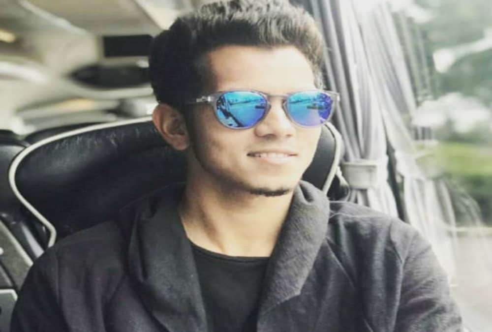cricketer kamlesh nagarkoti become Millionaire because of iphone