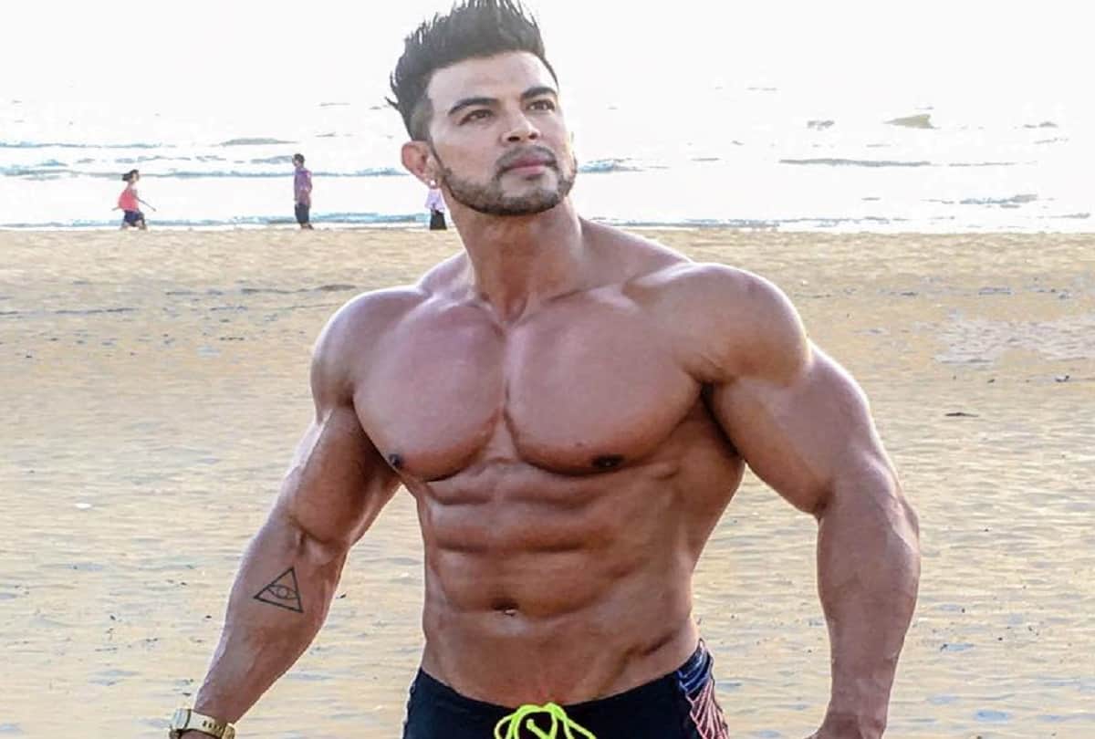 actor sahil khan file complaint against three people