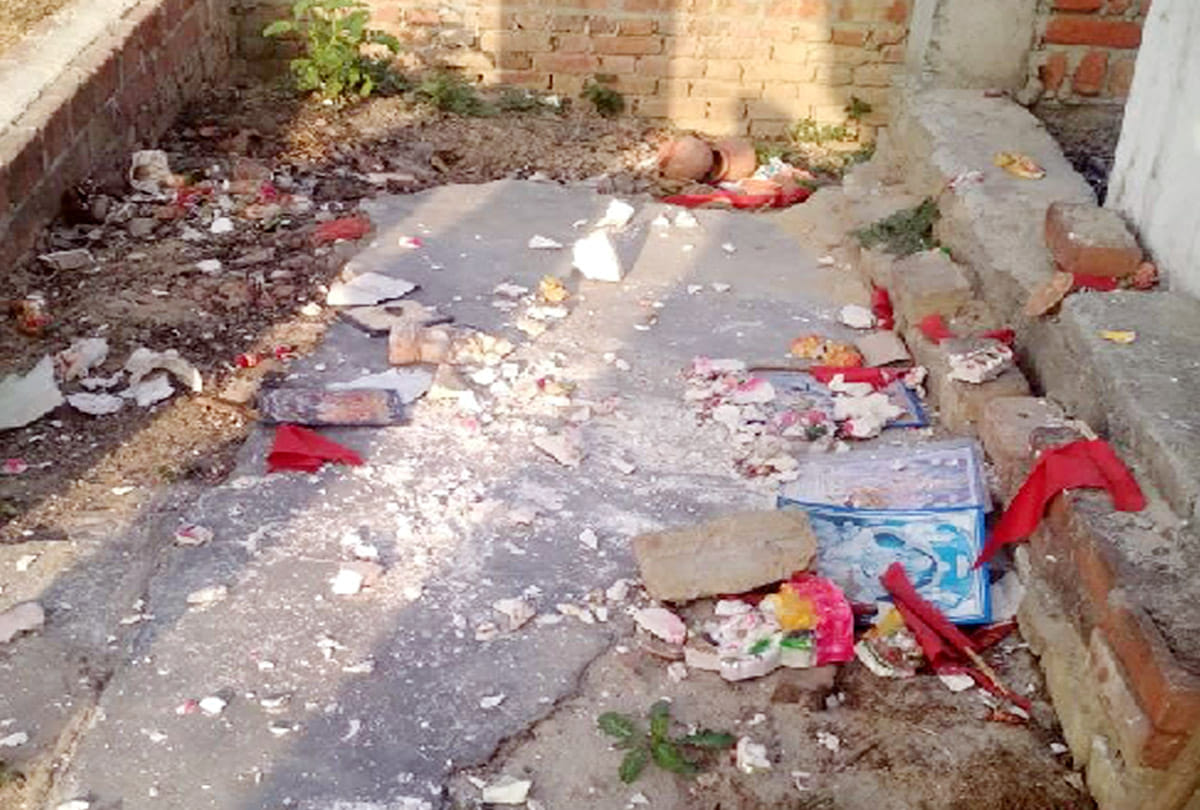 Trying to spoil the atmosphere by breaking sculptures in Kannauj 