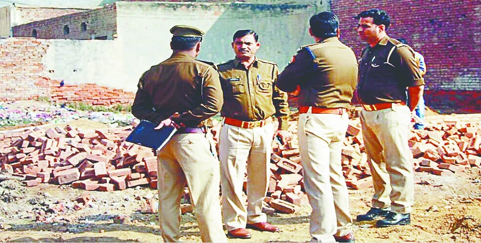 Bloody conflicts over land, 40 round firing, five injured
