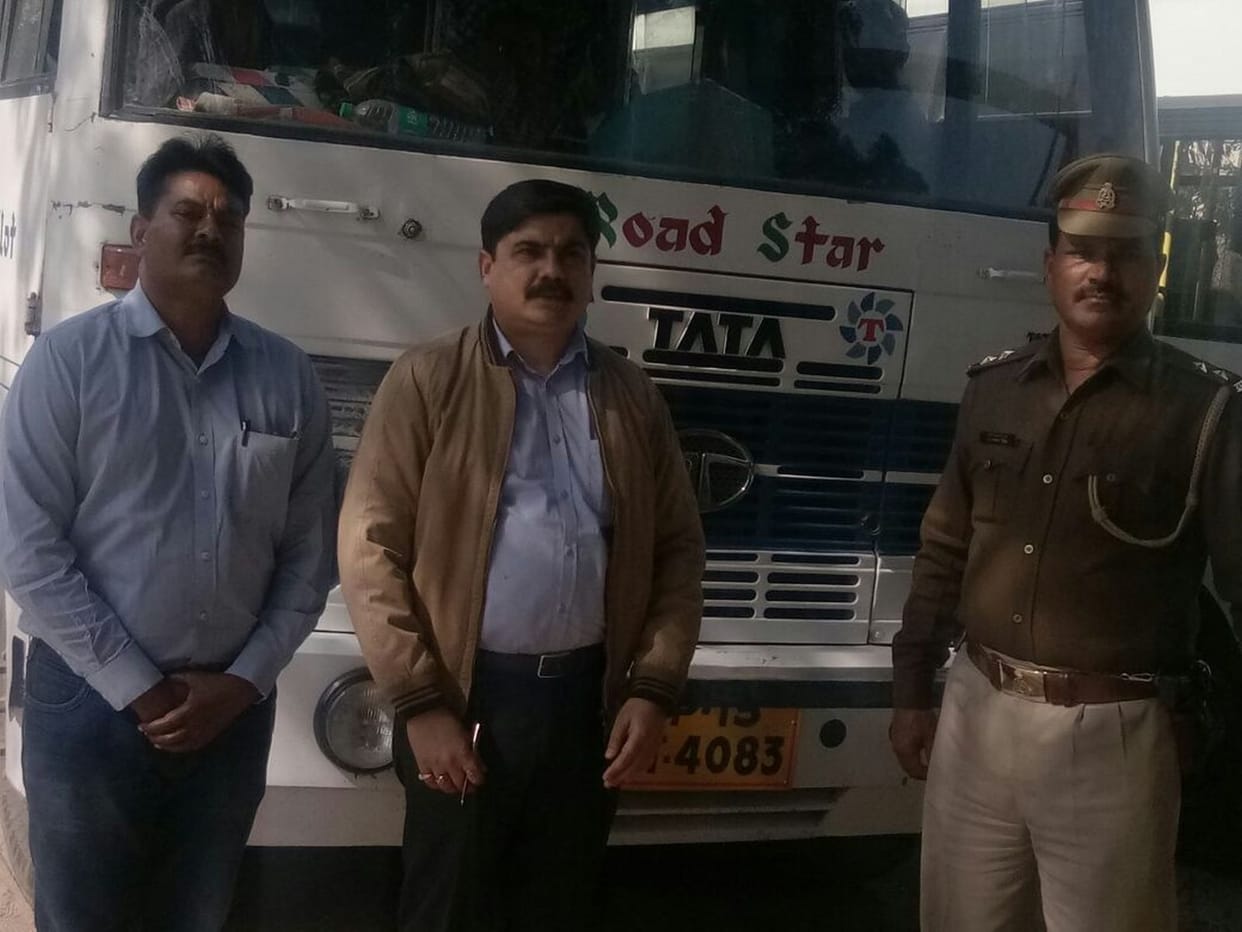 Overload buses leaving Delhi illegally