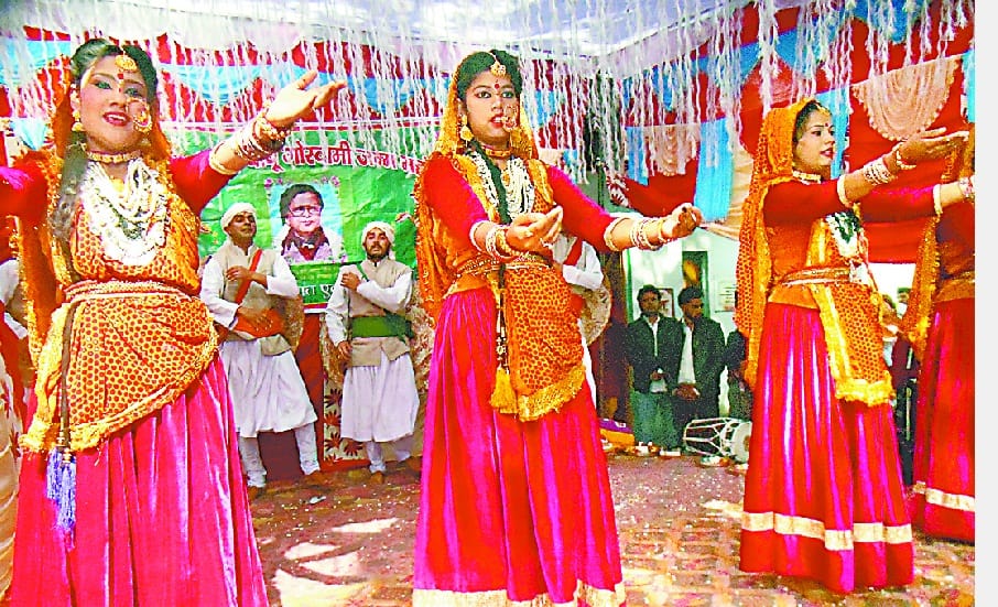 Chamoli and Almora actors bhandha sam