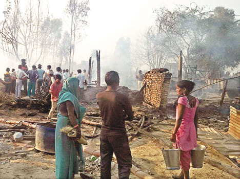 Ten huts of ash from Wakshipurwa village fire