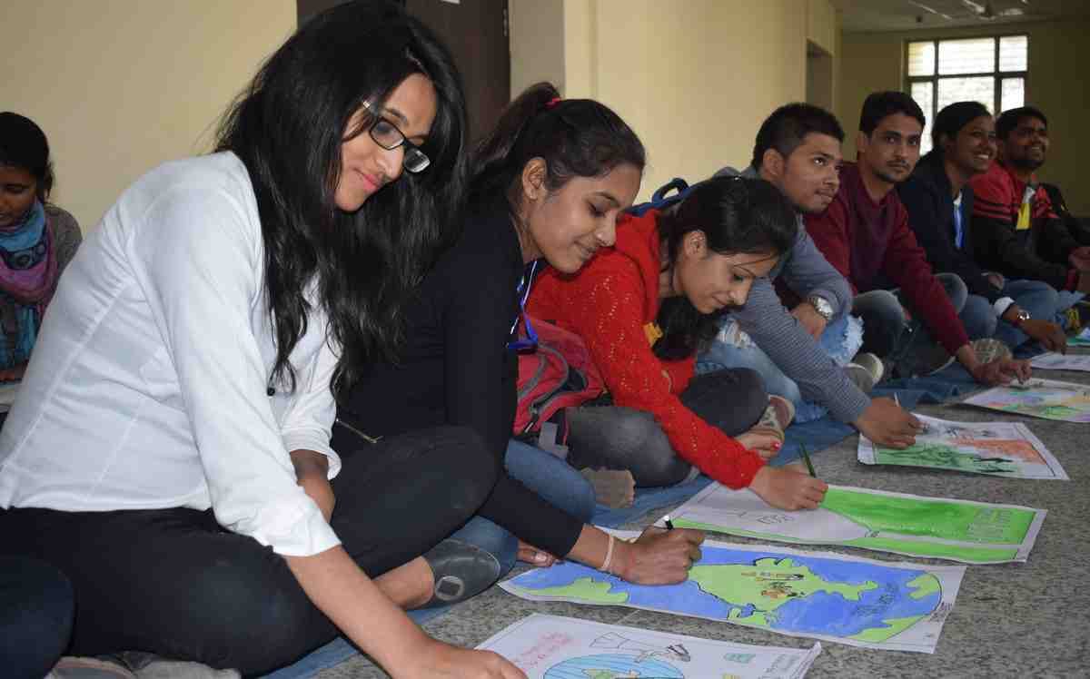 Srishti fest second day celebration in BHU