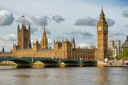 british parliament palace of westminster going to repair soon 