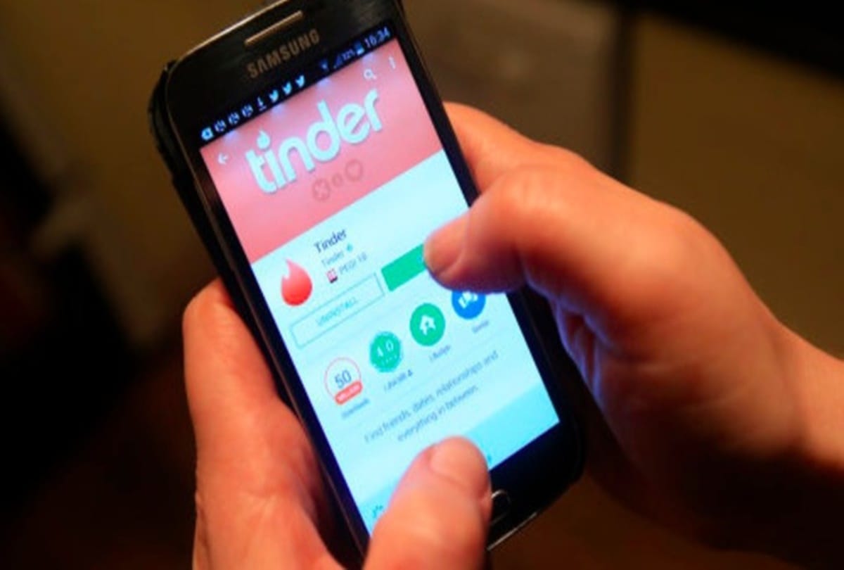 Two held for extorting money from Mumbai dating app user