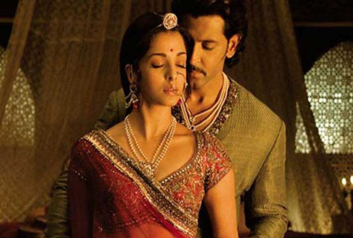 what happens to the outfits wear by bollywood actors in movie
