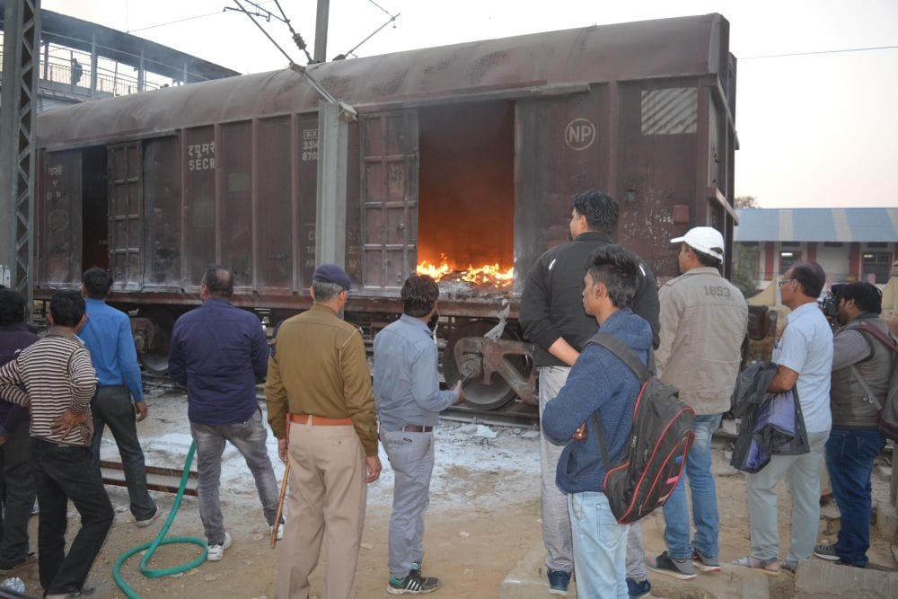 a fire in goods train on mathura junction 