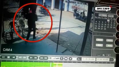 robbery in Lucknow yogi modi loot up police crime in uttar pradesh 