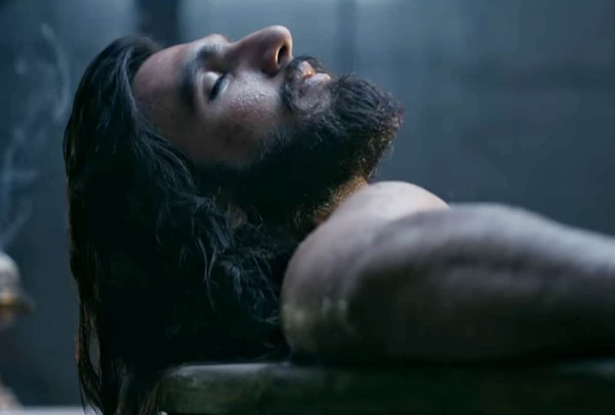 Sanjay leela bhansali film Padmaavat new song binte dil video release