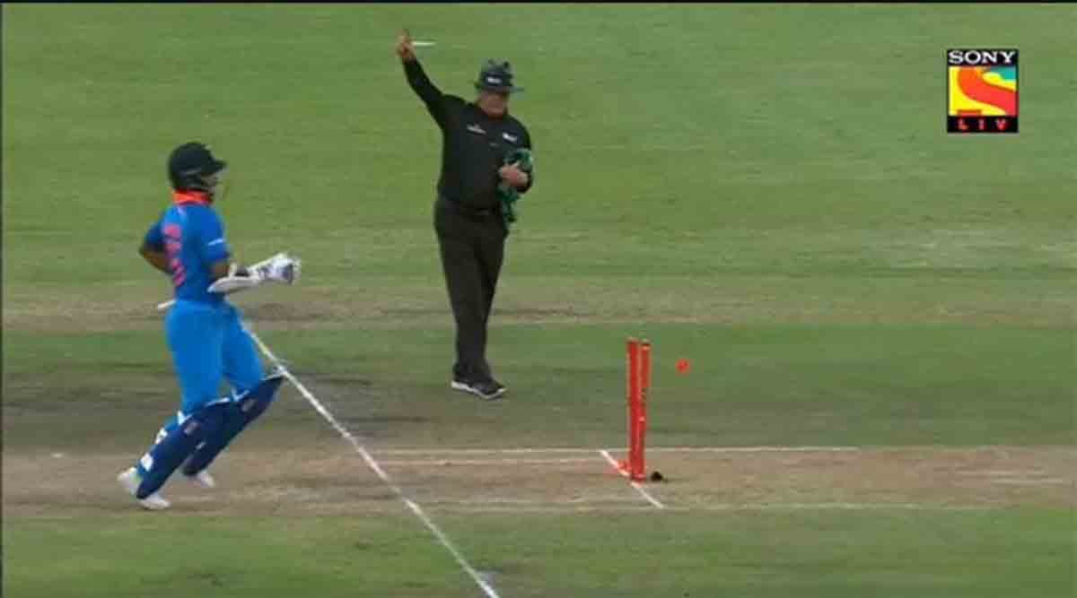 shikhar dhawan angry on virat kohli after getting run out in first odi against south africa