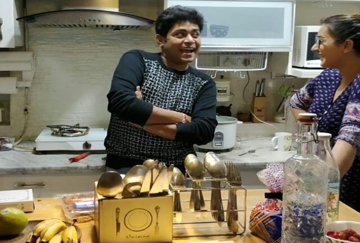Bigg Boss winner Shilpa Shinde spotted again in  Sabyasachi kitchen