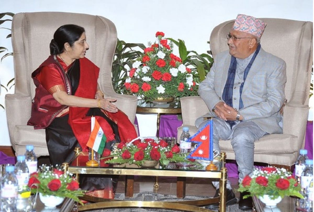 Foreign Minister Sushma Swaraj met the former Prime Minister of Nepal, KP Sharma Oli